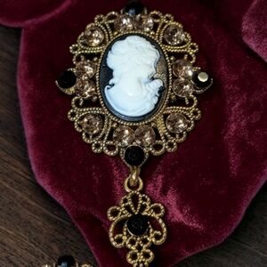 Victorian Style Vintage Embellished Cameo Brooch